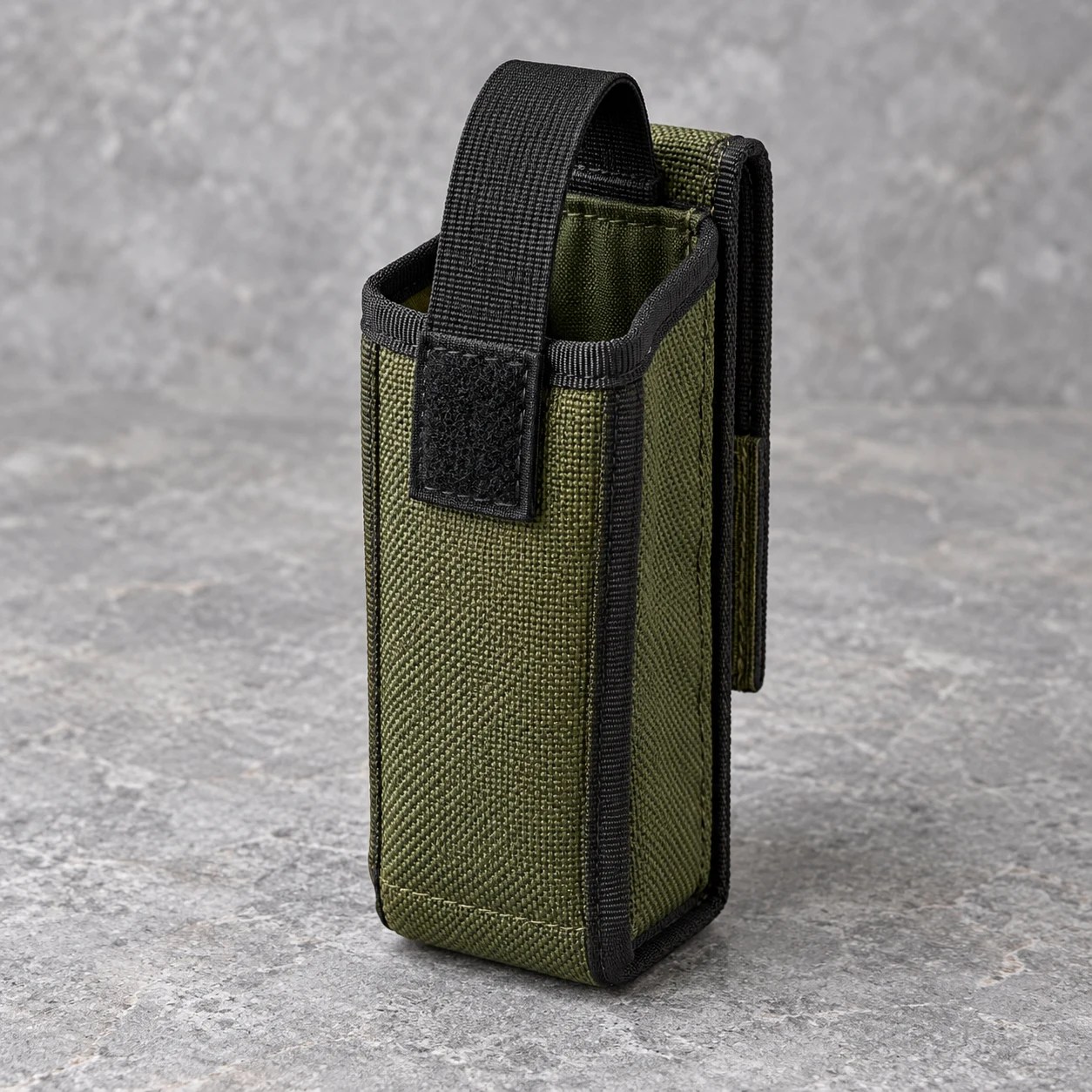 Adjustable radio belt pouch